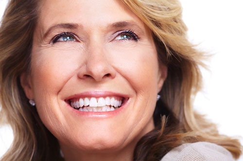 Achieve a Beautiful Smile With Dental Veneers